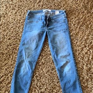 Hollister skinny jeans W28 L29 7R